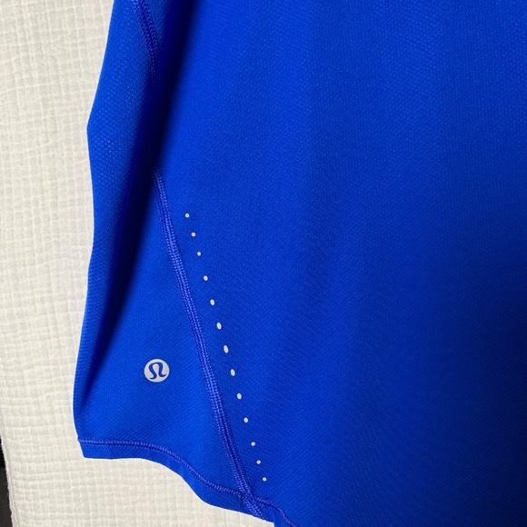 Lululemon blue dry fit tee - Picture 4 of 5